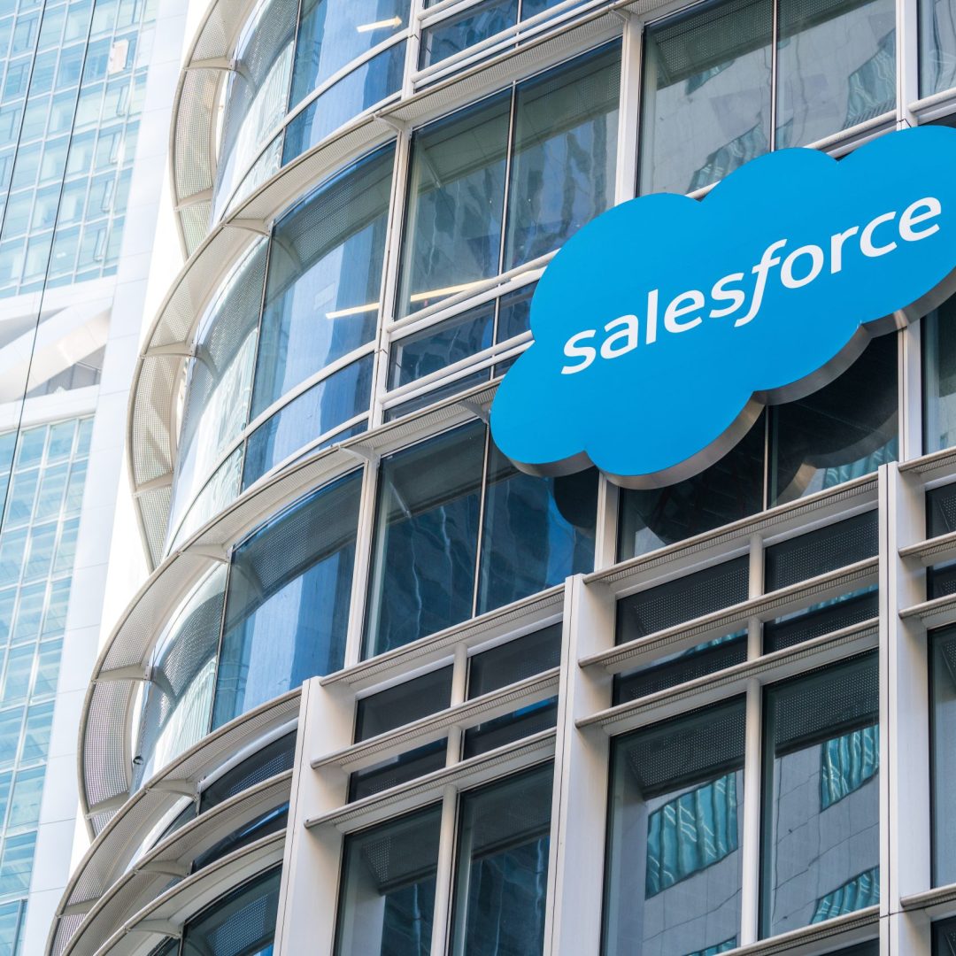 Salesforce skyline sign
